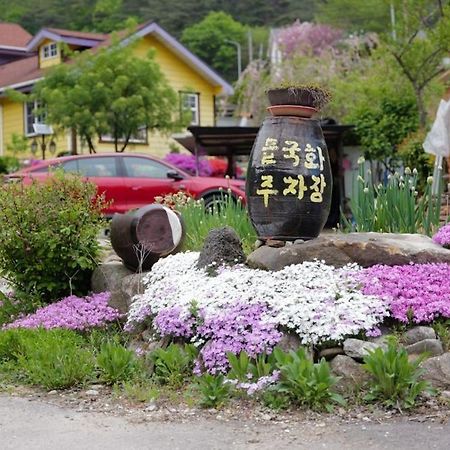 Inje Deulgukwa Pension Buitenkant foto